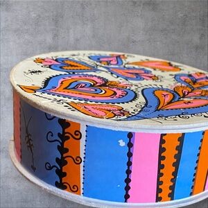 1969 circular jigsaw puzzle 
7” sandy miller lovely cardboard box